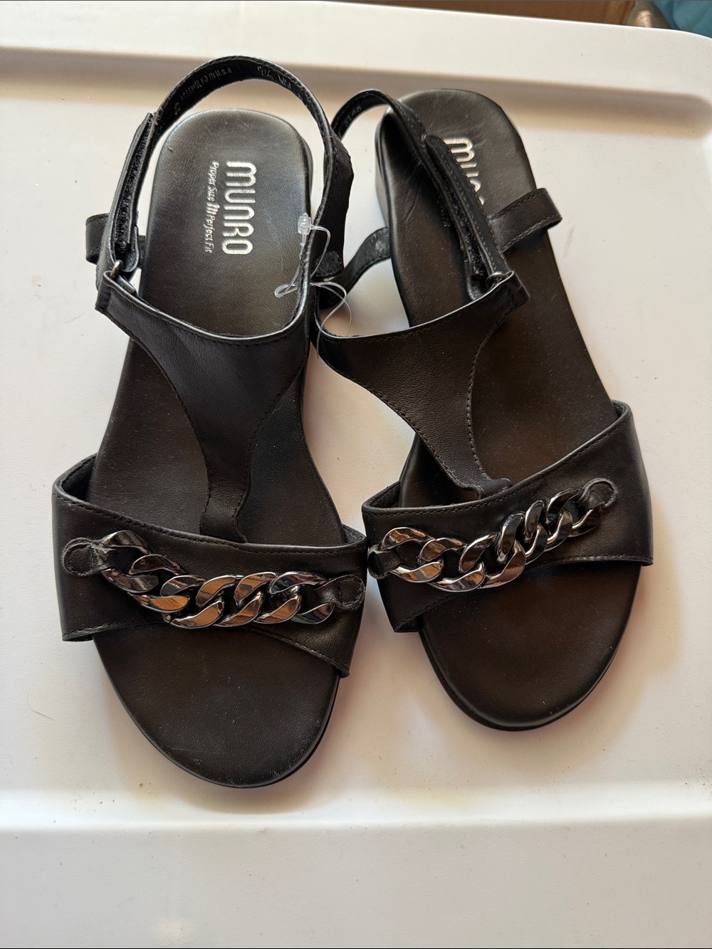 Munro Black Leather Sandals with Chain Accent